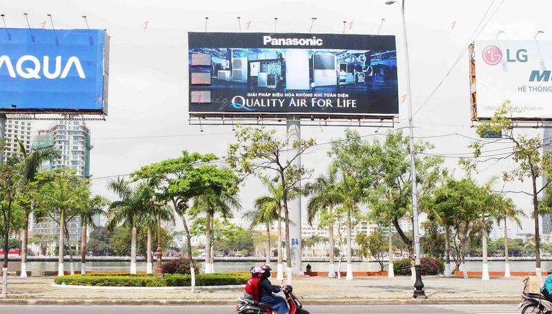 Biển quảng cáo tấm lớn (Pano, Billboard, Trivision)